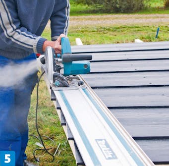 Bygga Cykelgarage: Garaget som vagnen körs in i Bygga Cykelgarage: Garaget som vagnen körs in i